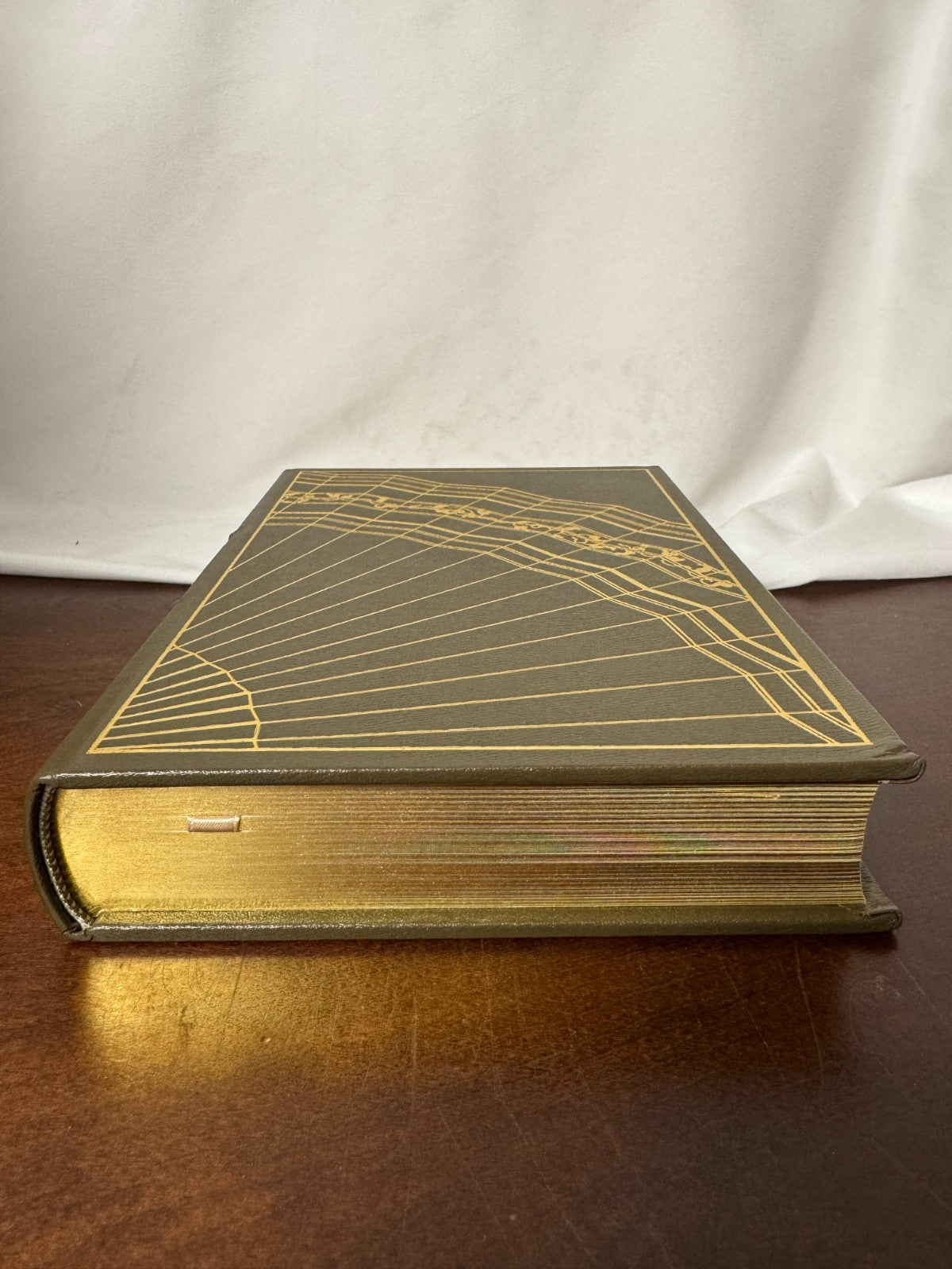 Devices and Desires signed P.D. James Franklin Library edition – photo 6