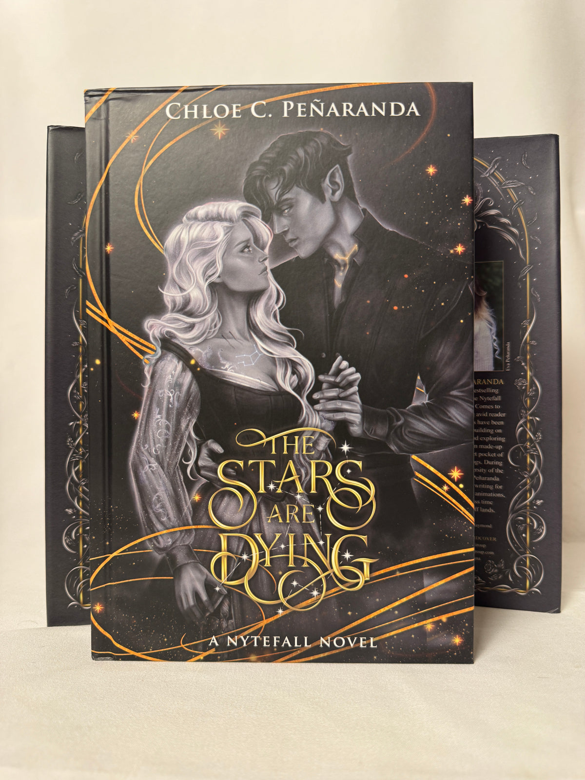 The Stars Are Dying by Chloe C. Peñaranda special edition – photo 4