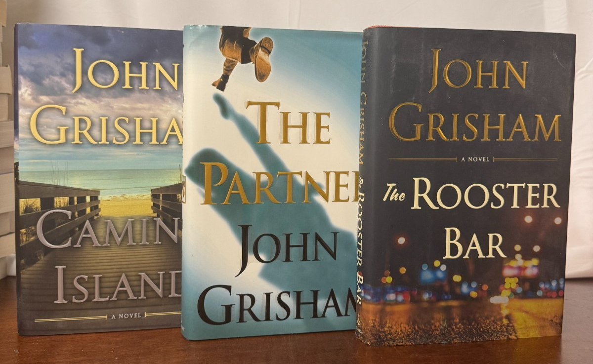 John Grisham 6-book hardcover bundle – photo 3