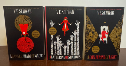 Shades of Magic collector's edition set – photo 2