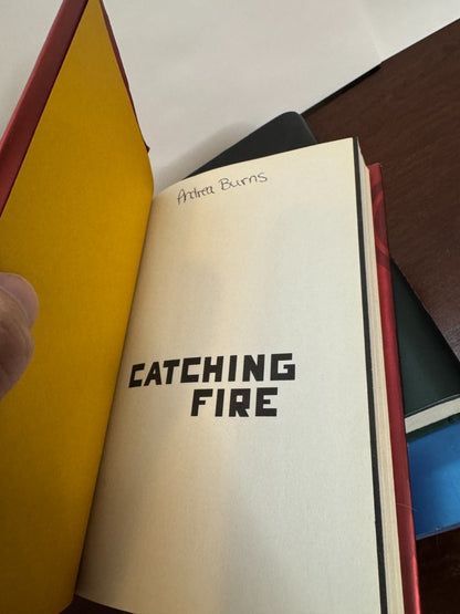 Hunger Games 3-book bundle by Suzanne Collins – photo 8