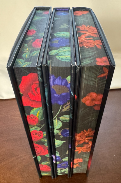 Coven of Bones deluxe set by Harper L. Woods – photo 3