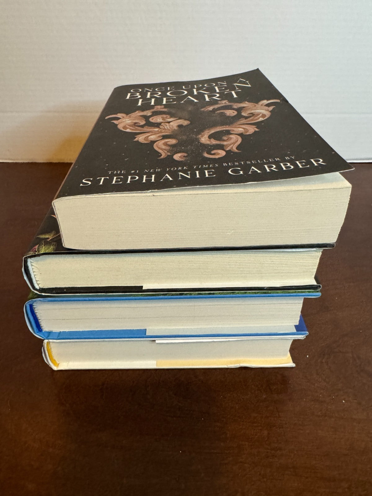 Romance, fantasy and thriller 4-book bundle – photo 4