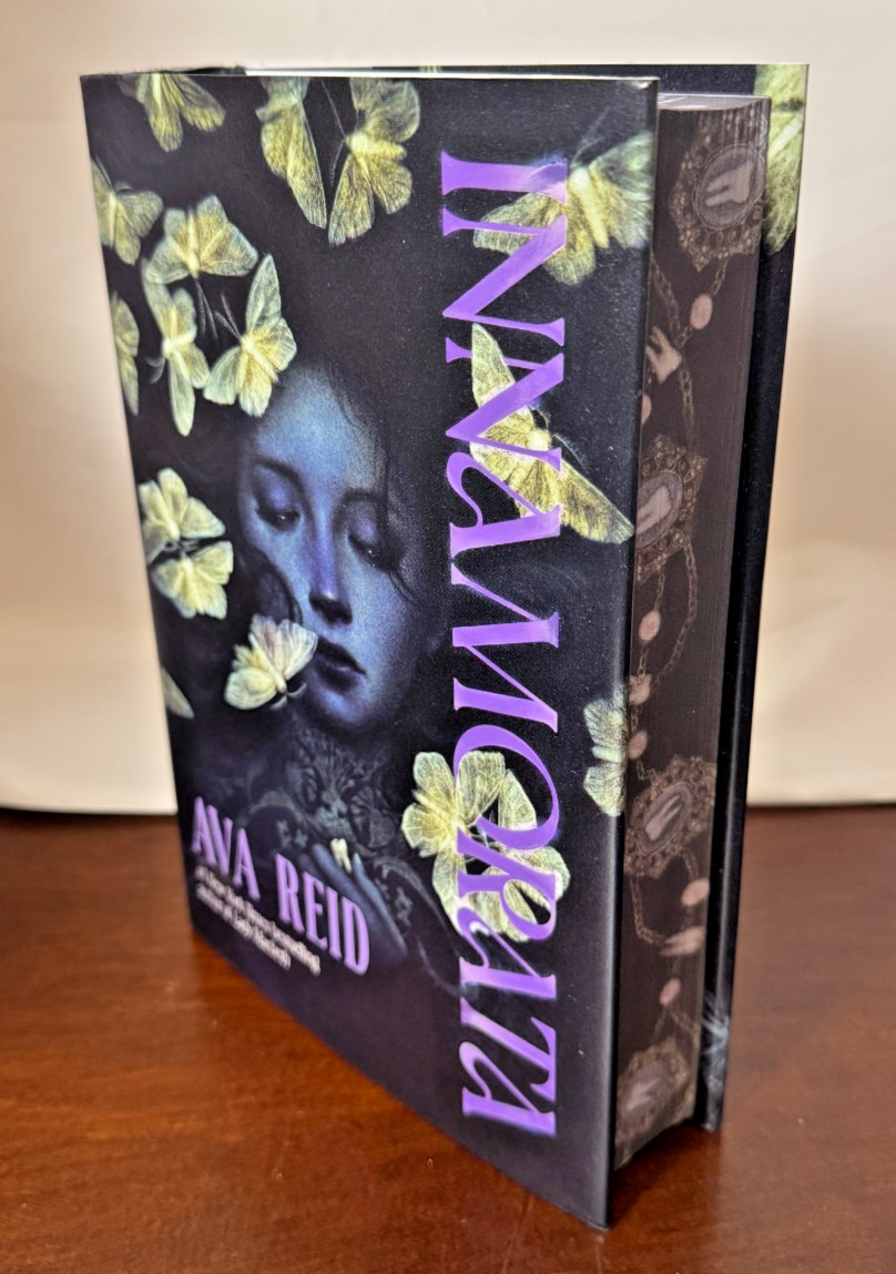 Innamorata by Ava Reid first edition with sprayed edges – photo 2