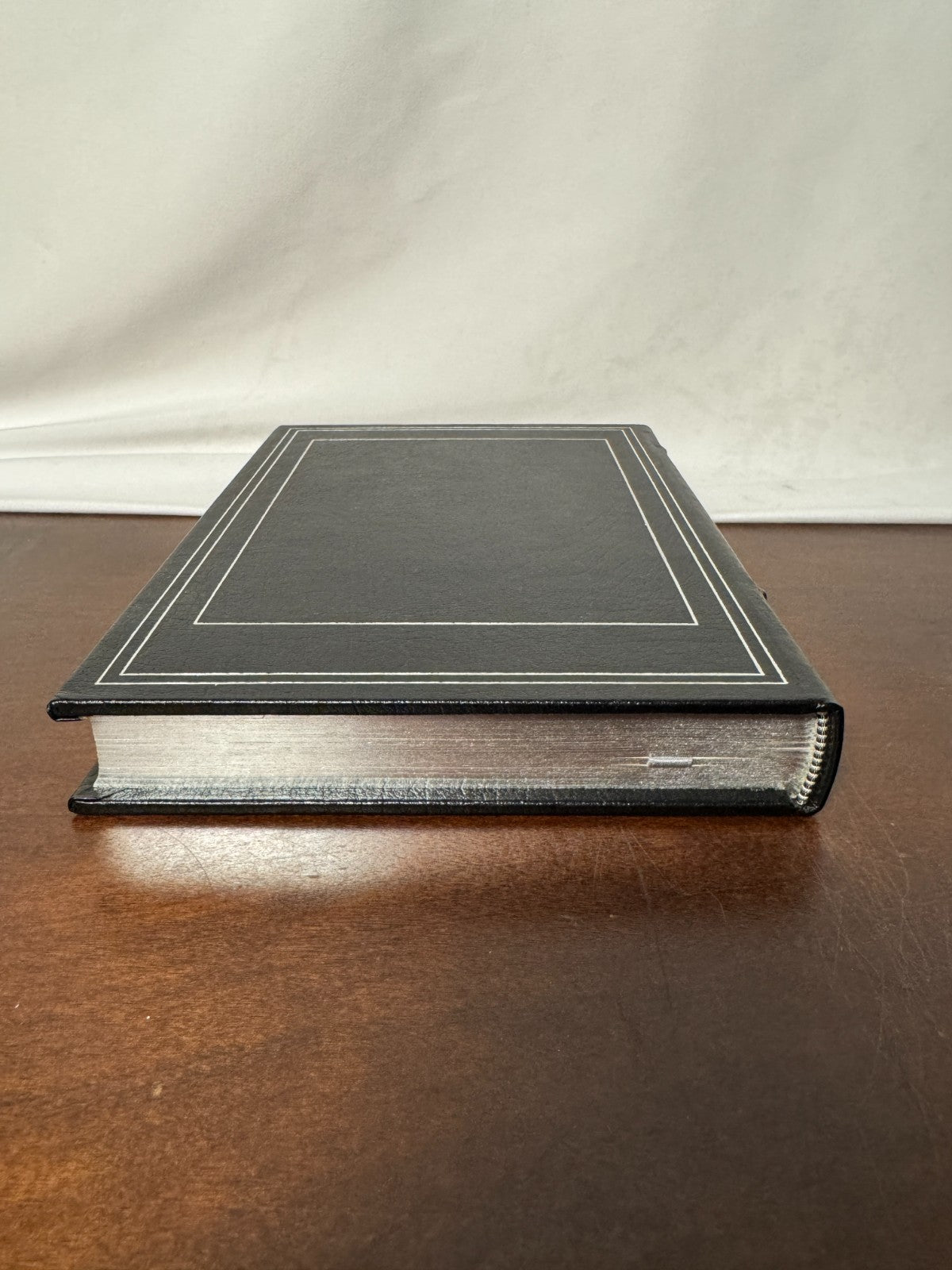 Farewell, My Lovely Franklin Library leather edition – photo 5