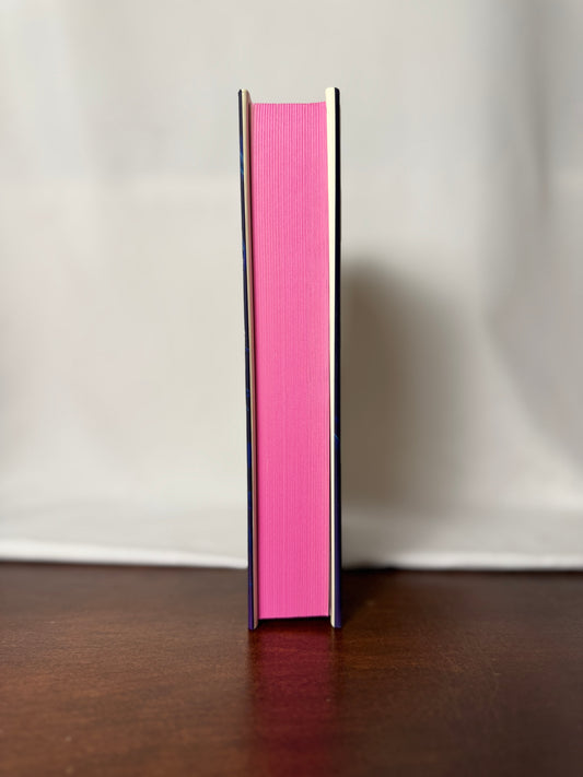 Cover of Daggerbound (Swordheart, Book 2) by T. Kingfisher, Deluxe Edition Hardcover with Pink Sprayed Edges